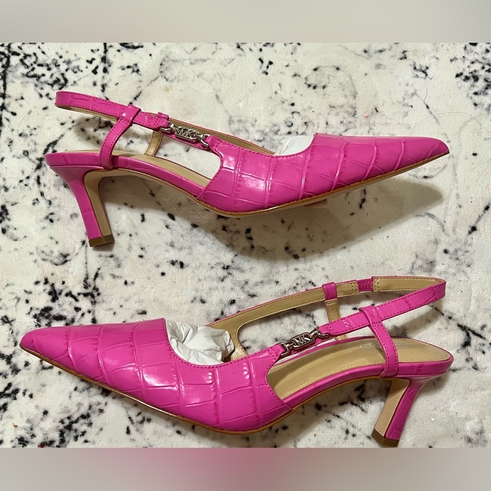Michael Kors Fuchsia Slingback Heels - Picture 8 of 9